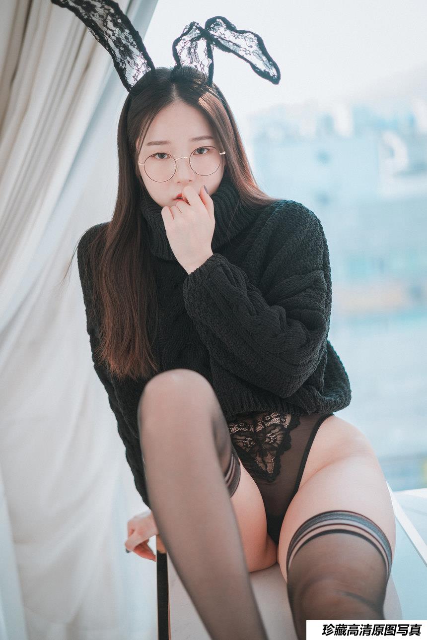 [DJAWA] - Pia - Loose and Tight Black [33P-228MB]