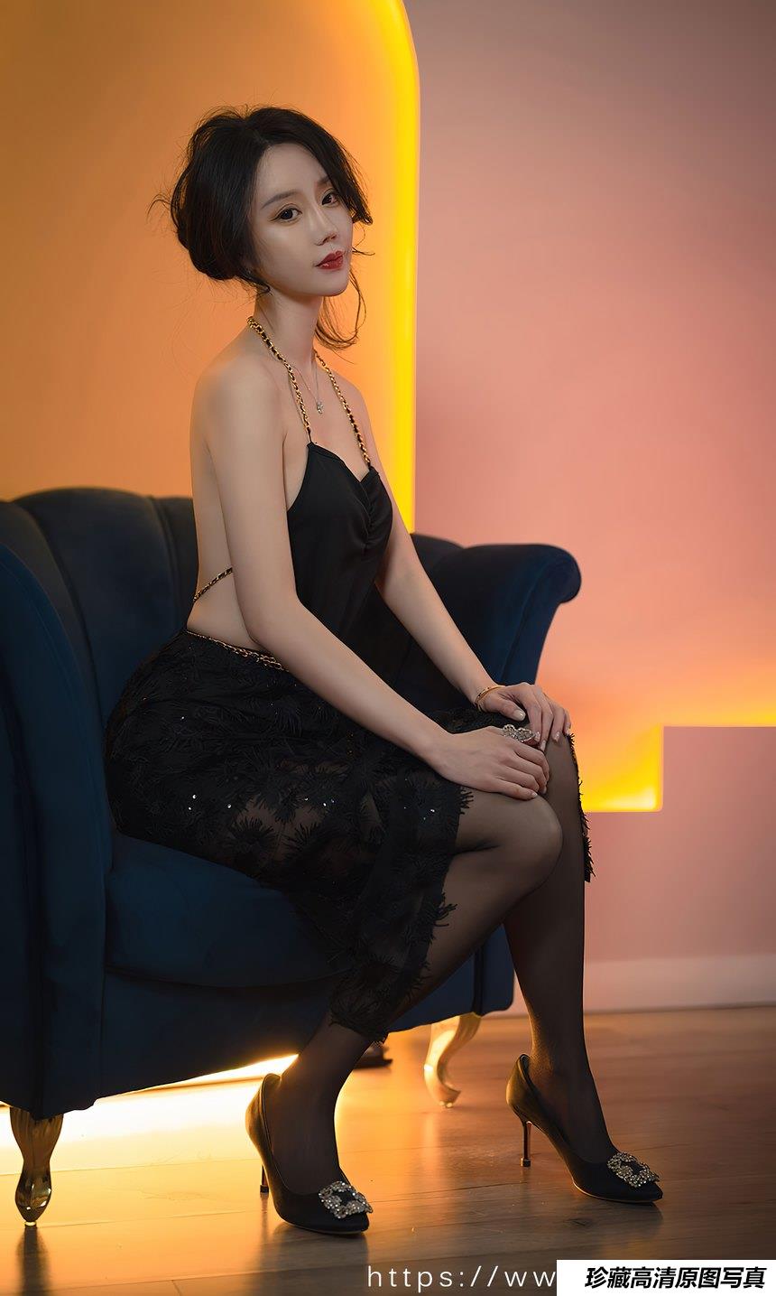 [Ugirls尤果网]爱尤物 2022.06.26 No.2355 欣凌 爱情旅途 [35P]