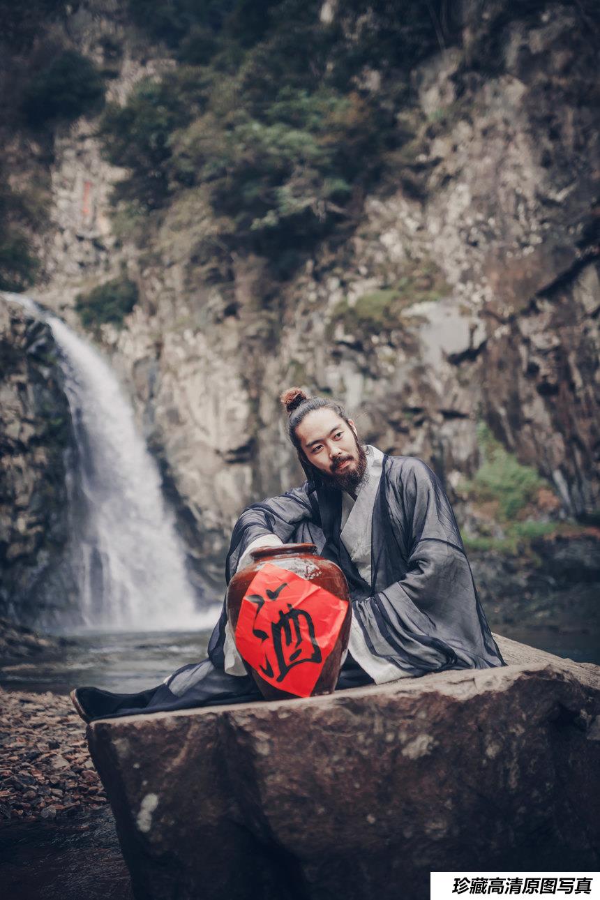 [YITUYU艺图语]2021.12.11 与尔同销万古愁 老乔[23+1P／244MB]