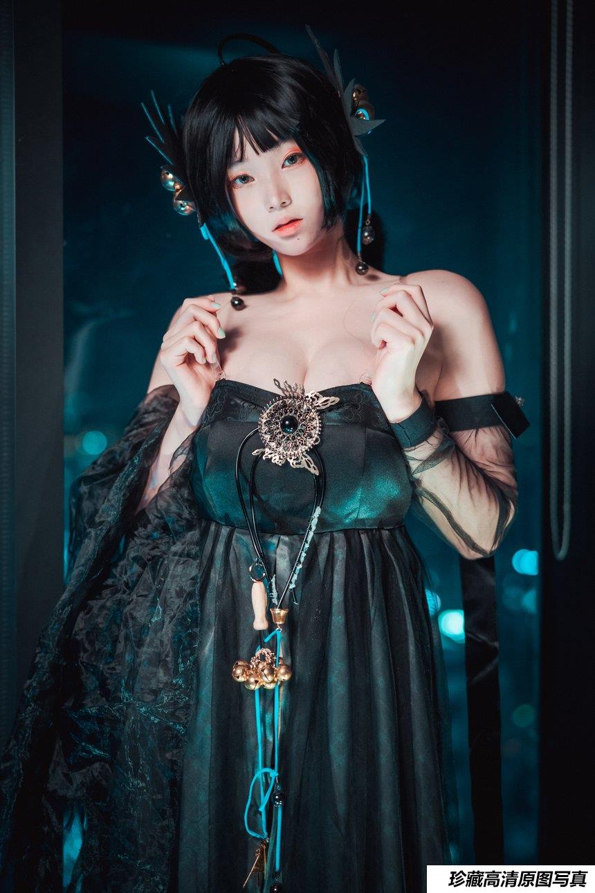 DJAWA Photo - Bambi - Equinoctial Bari [97P/679MB]