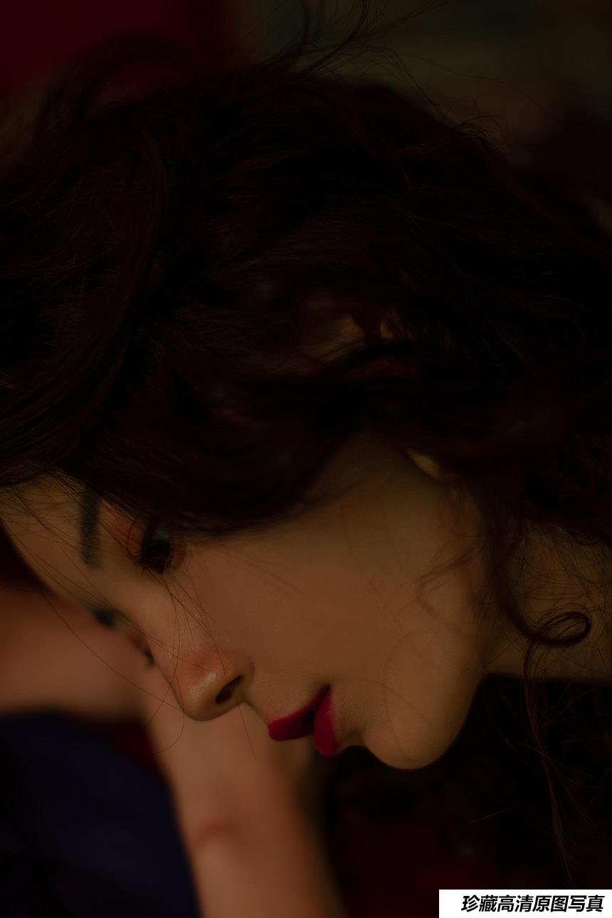 [YITUYU艺图语]2021.12.08 奥菲利亚 Miya怡君[21+1P／319MB]