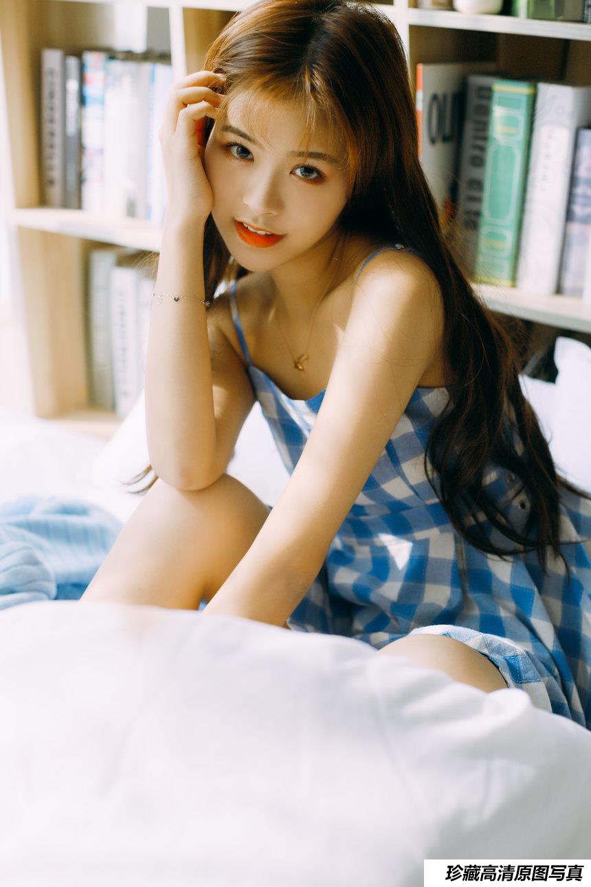 [YITUYU艺图语]2021.12.02 光影游戏 嘉欣[34+1P／314MB]