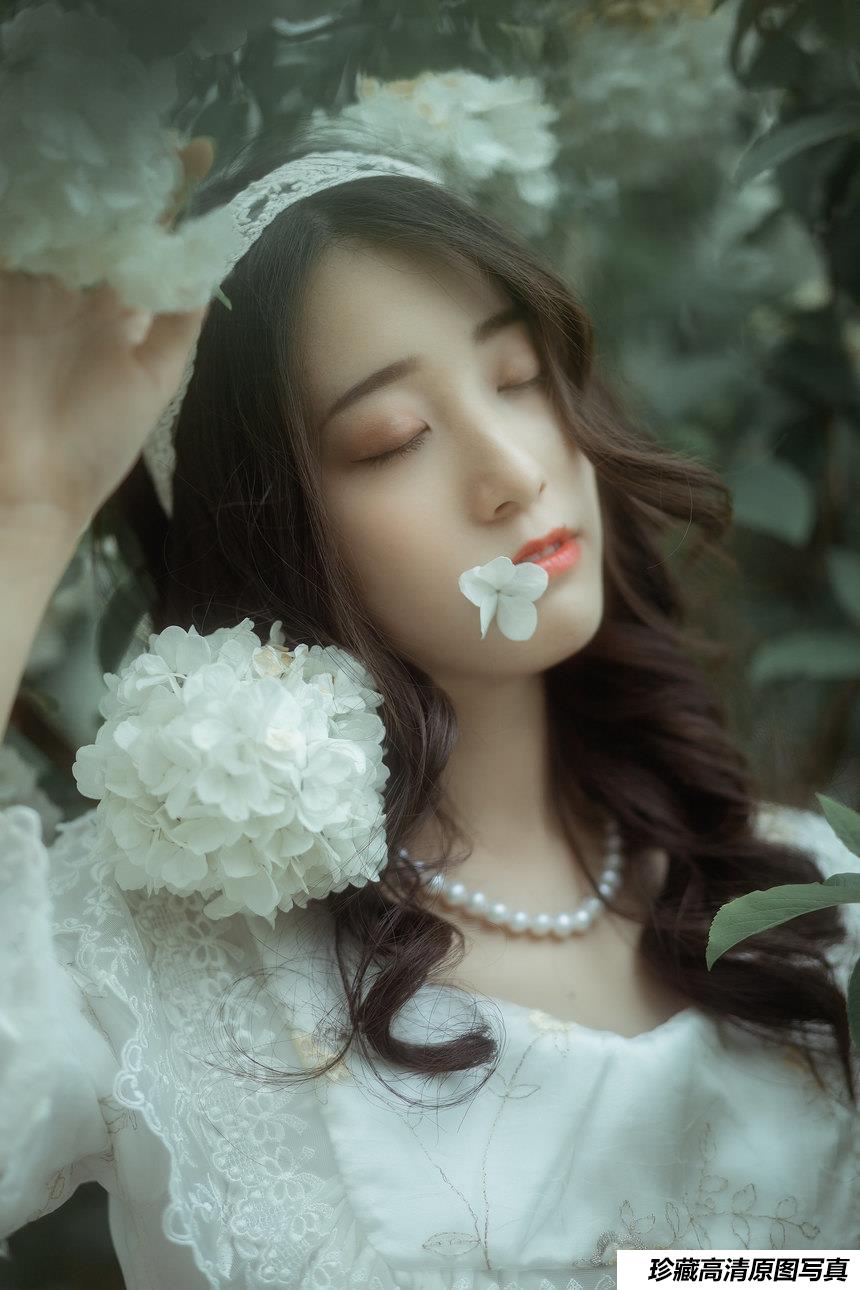 [YITUYU艺图语]2021.12.22 春 小清菡[20+1P／334MB]