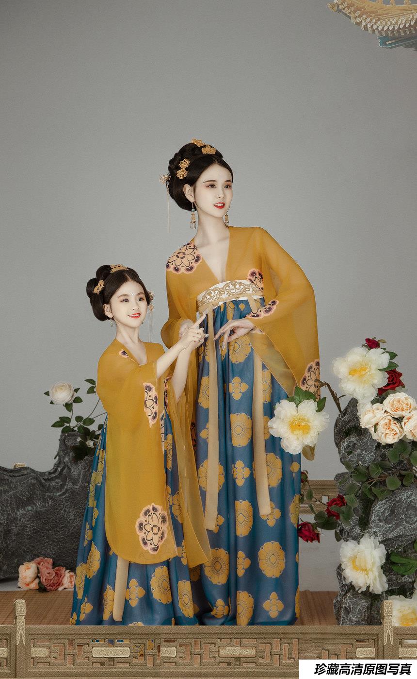 [YITUYU艺图语]2021.12.21 花满楼 欣宝[21+1P／683MB]