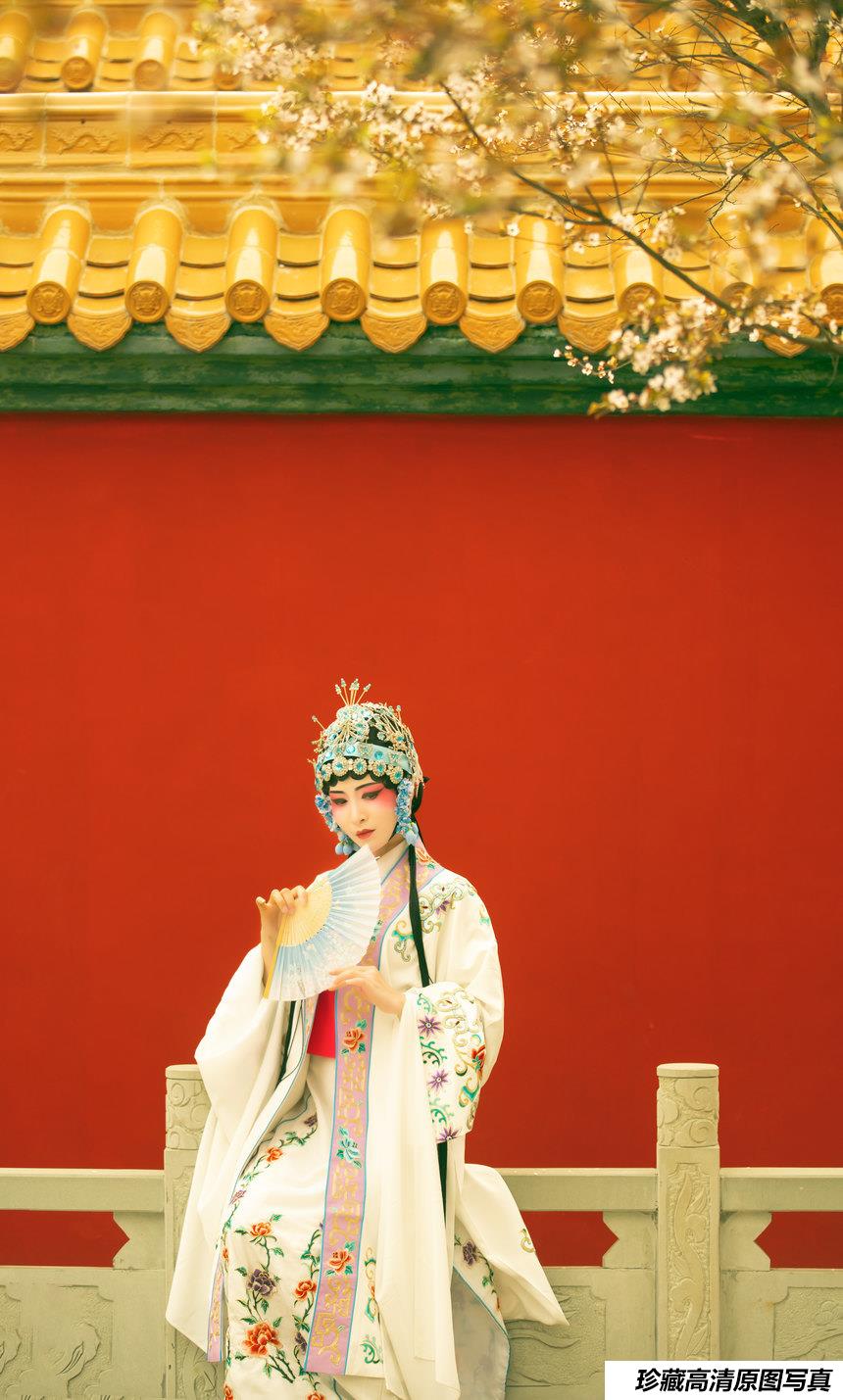 [YITUYU艺图语]2021.12.18 花满枝 修水凝花[22+1P／295MB]