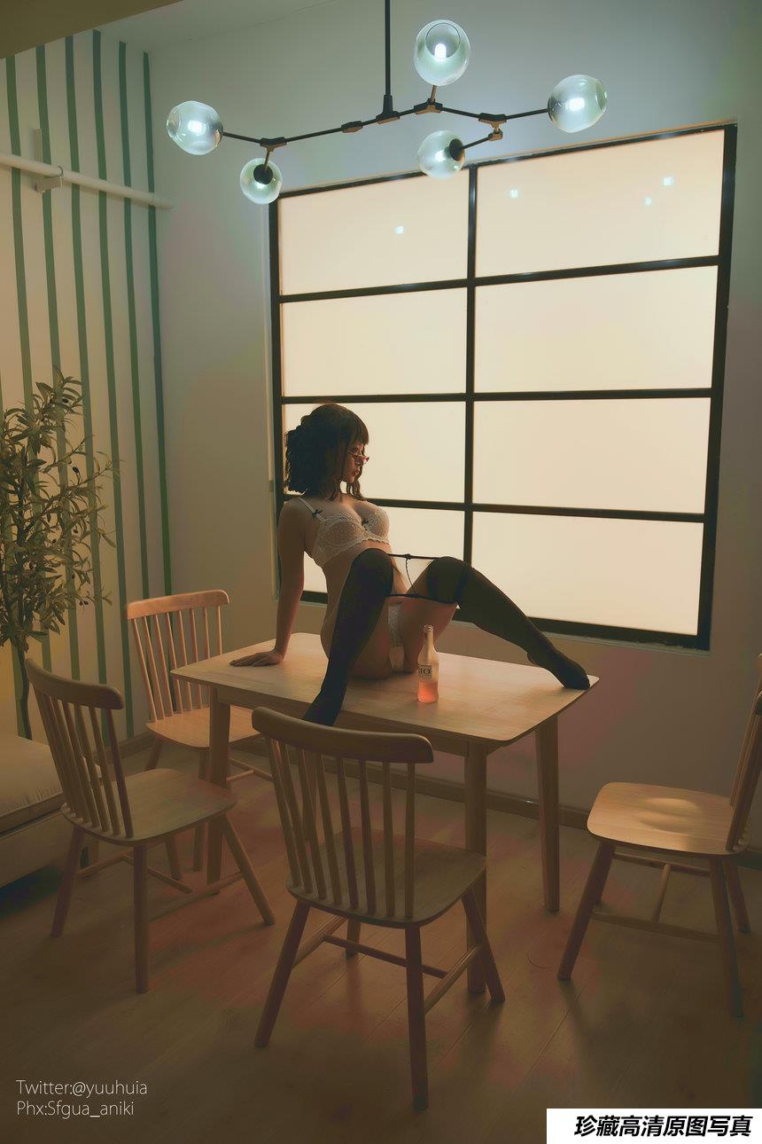 yuuhui玉汇 - 宿醉 [88P-1.39GB]