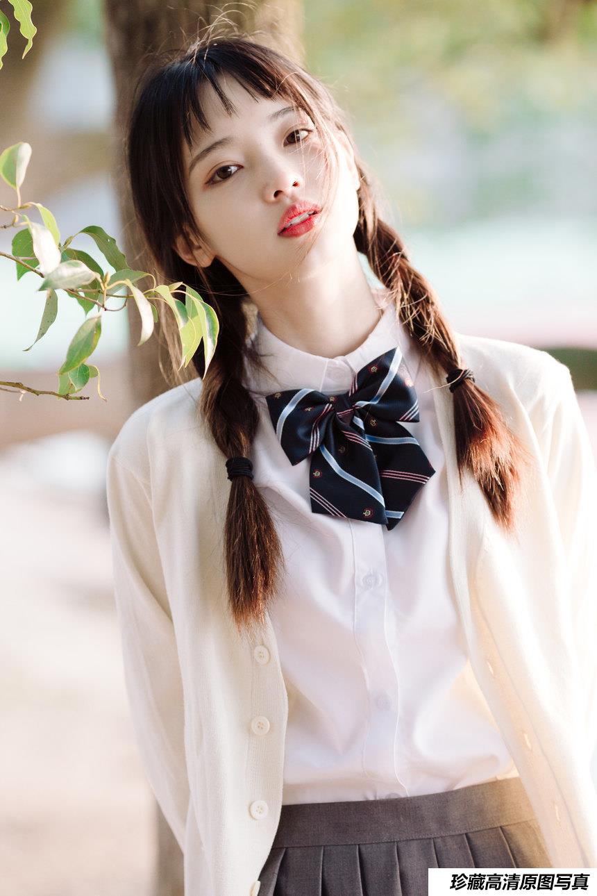 [YITUYU艺图语]2021.12.27 春日暖阳 一鸭咿呀哟[34+1P／348MB]