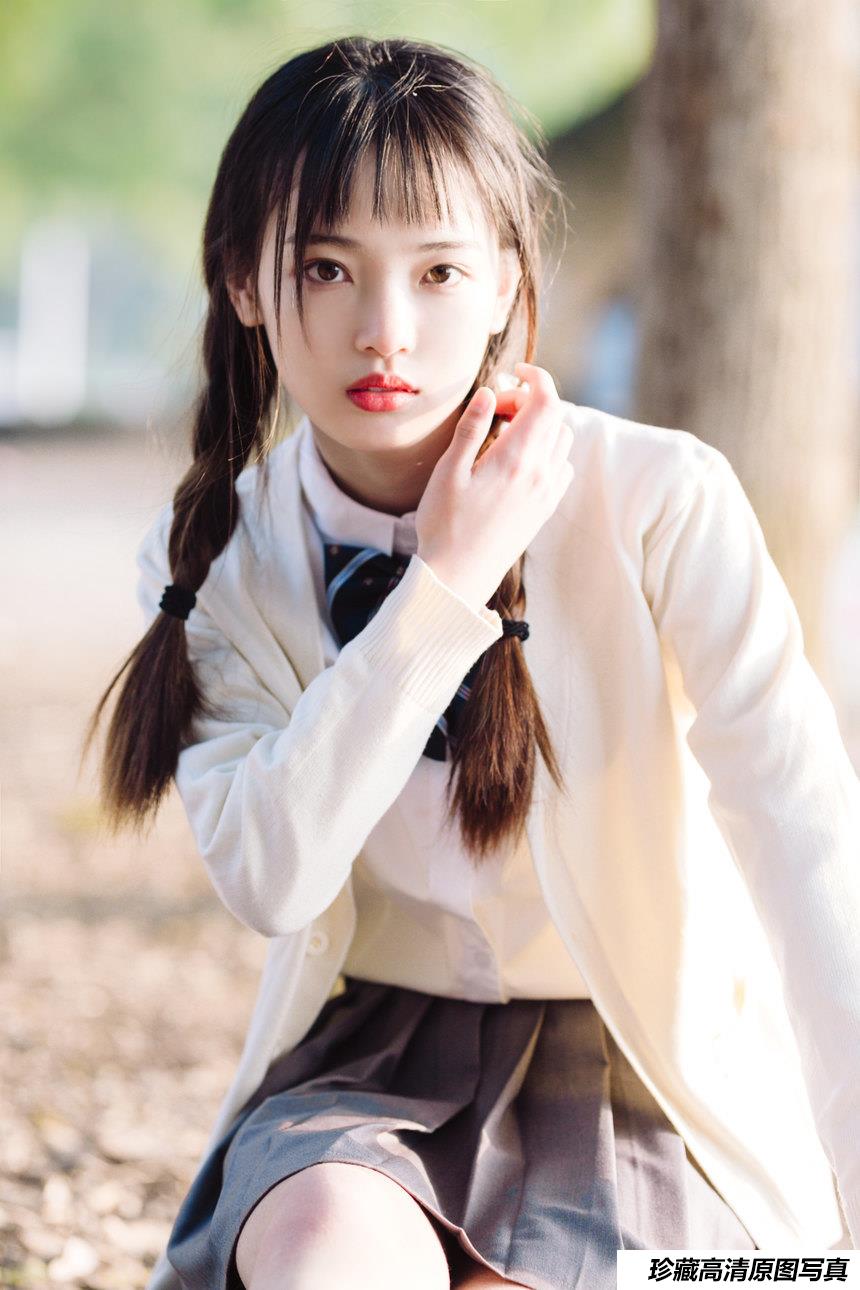 [YITUYU艺图语]2021.12.27 春日暖阳 一鸭咿呀哟[34+1P／348MB]