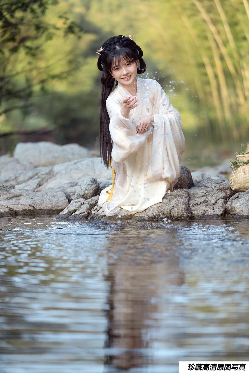 [YITUYU艺图语]2021.12.25 采茶少女 木骨-[22+1P／751MB]