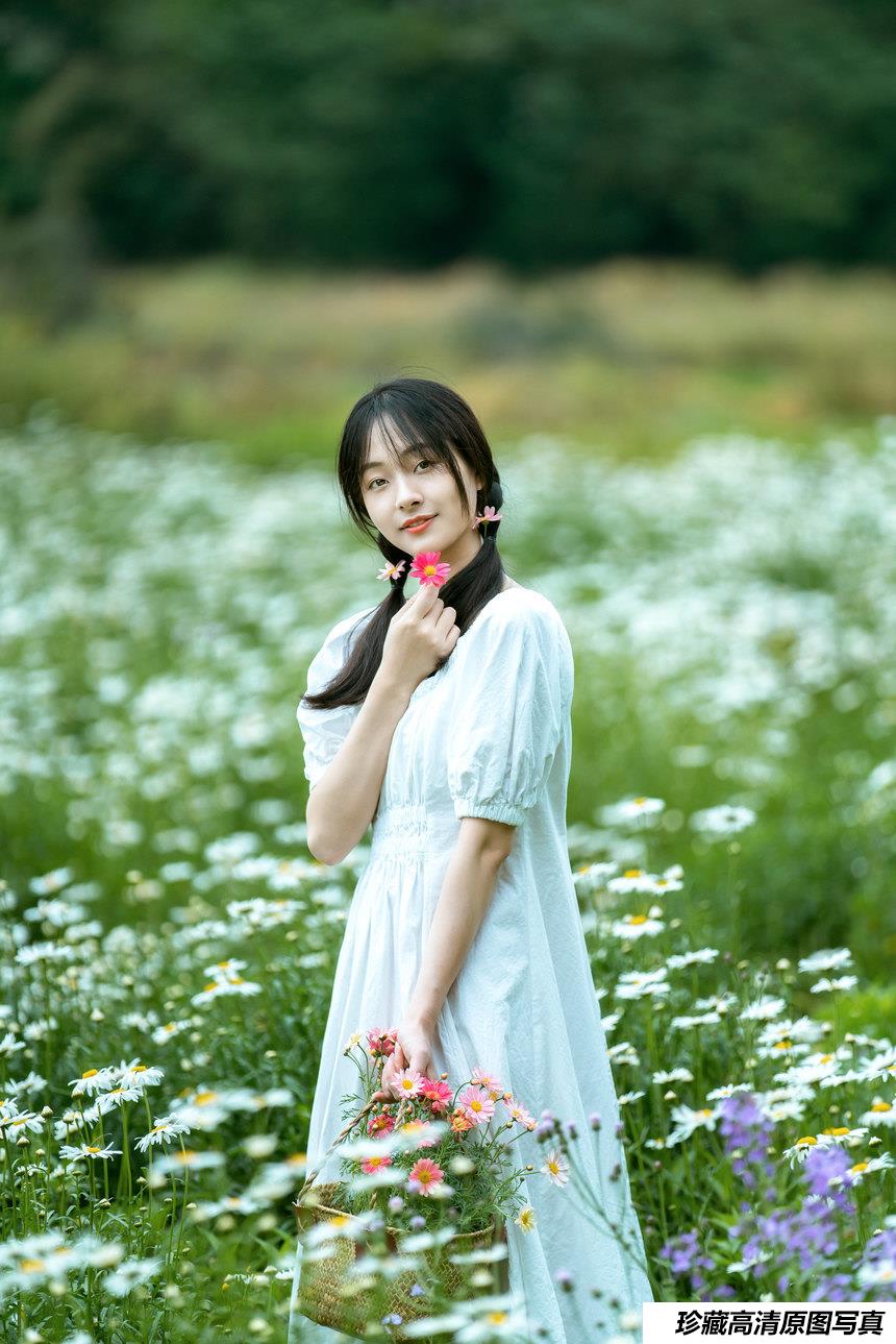 [YITUYU艺图语]2021.12.23 一场关于田野的旅行 欢欢[28+1P／1.00GB]