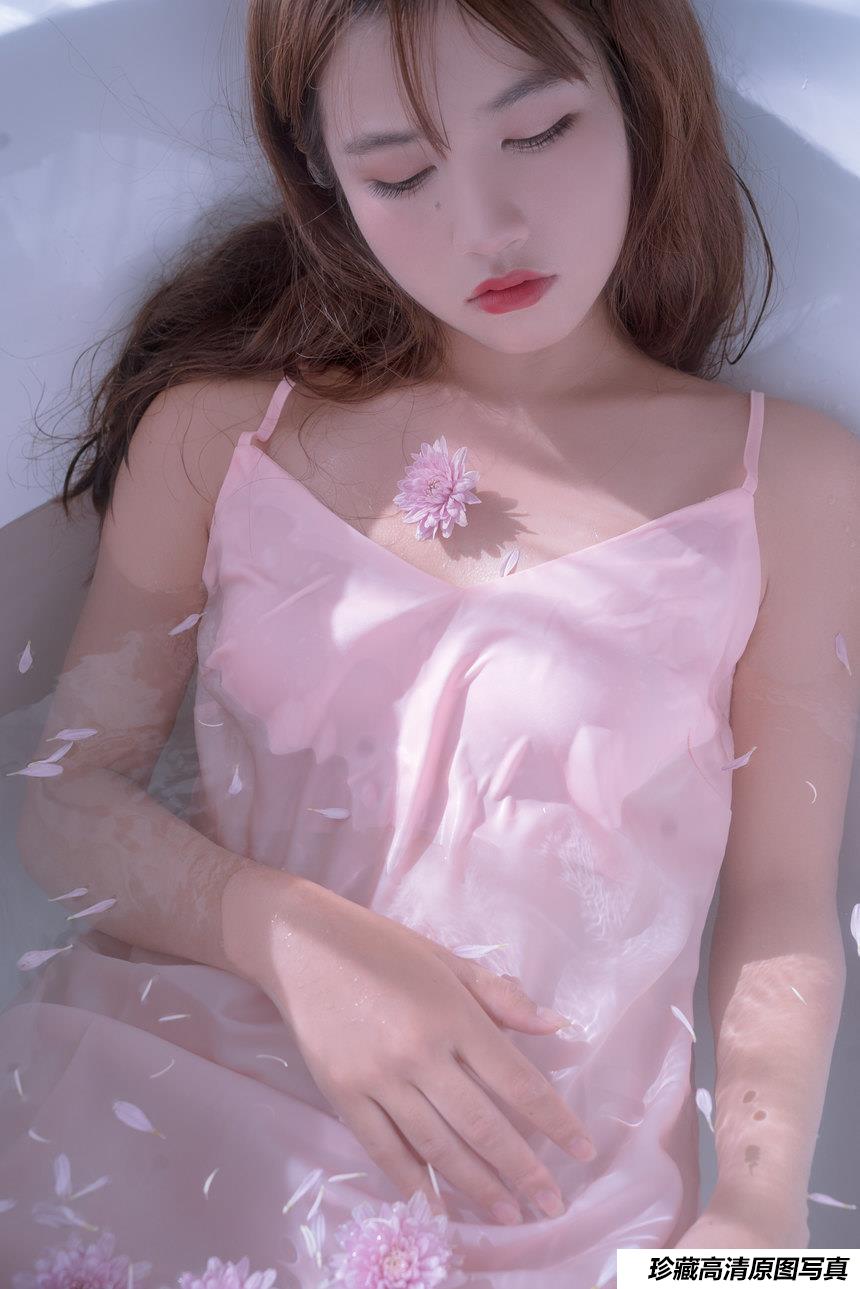 [YITUYU艺图语]2021.11.22 少女梦 落痣_[32+1P／648MB]