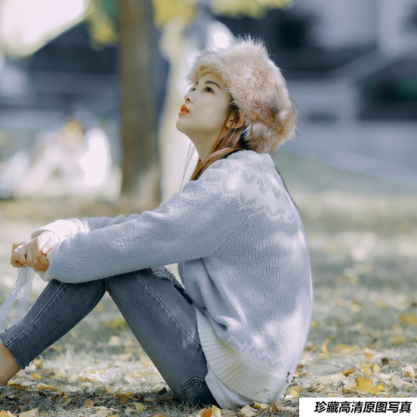 [YITUYU艺图语]2021.12.23 蓝色的银杏 一鸭咿呀哟[23+1P／207MB]