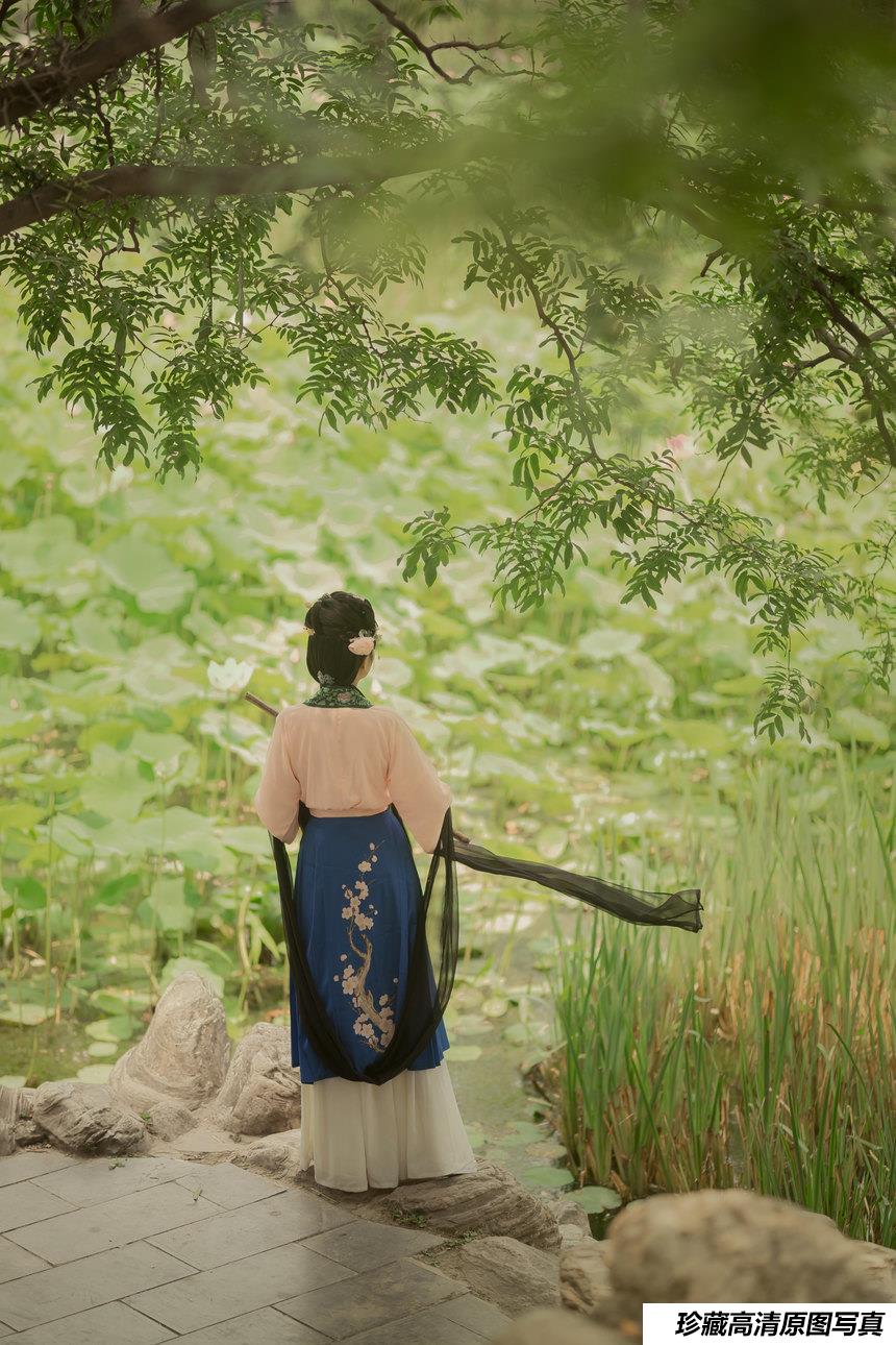 [YITUYU艺图语]2021.12.23 荷叶罗裙 绿绿子[20+1P／106MB]