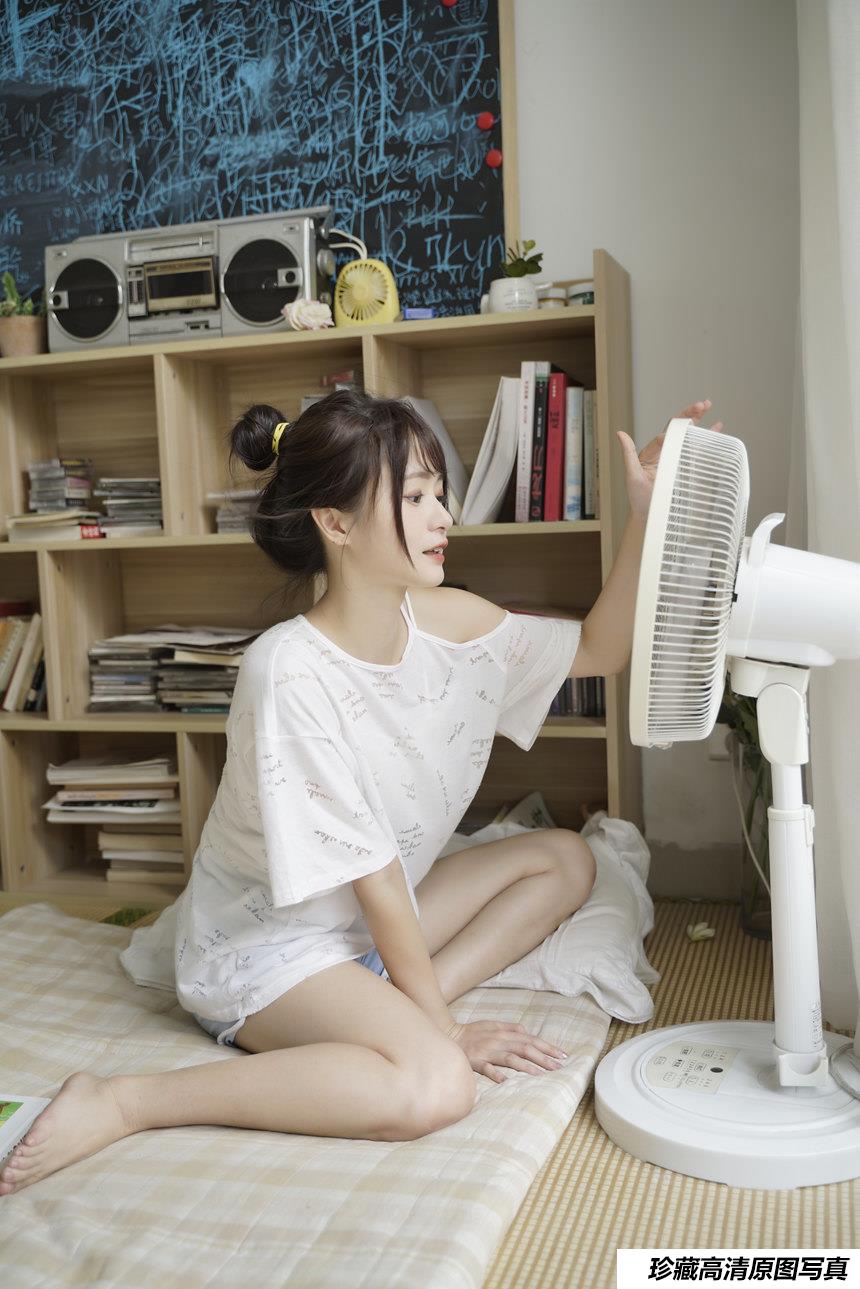 [YITUYU艺图语]2021.12.22 元气少女 乐丝[22+1P／176MB]