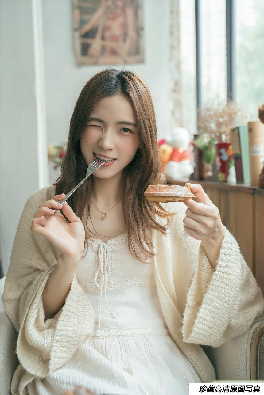 [YITUYU艺图语]2021.12.22 午后时光 老猪[37+1P／291MB]