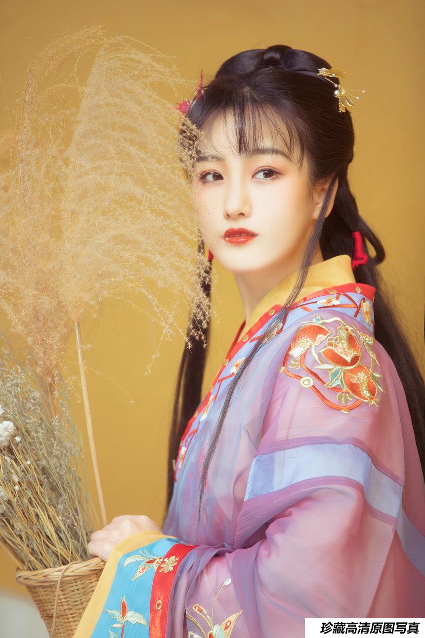 [YITUYU艺图语]2021.12.30 天竺 芸豆[17+1P／279MB]