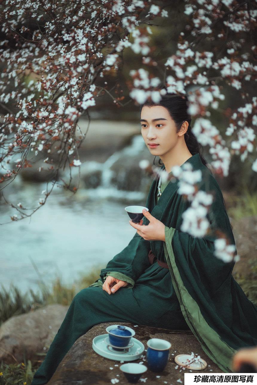 [YITUYU艺图语]2021.12.30 山泉煎茶 敬贤[19+1P／189MB]