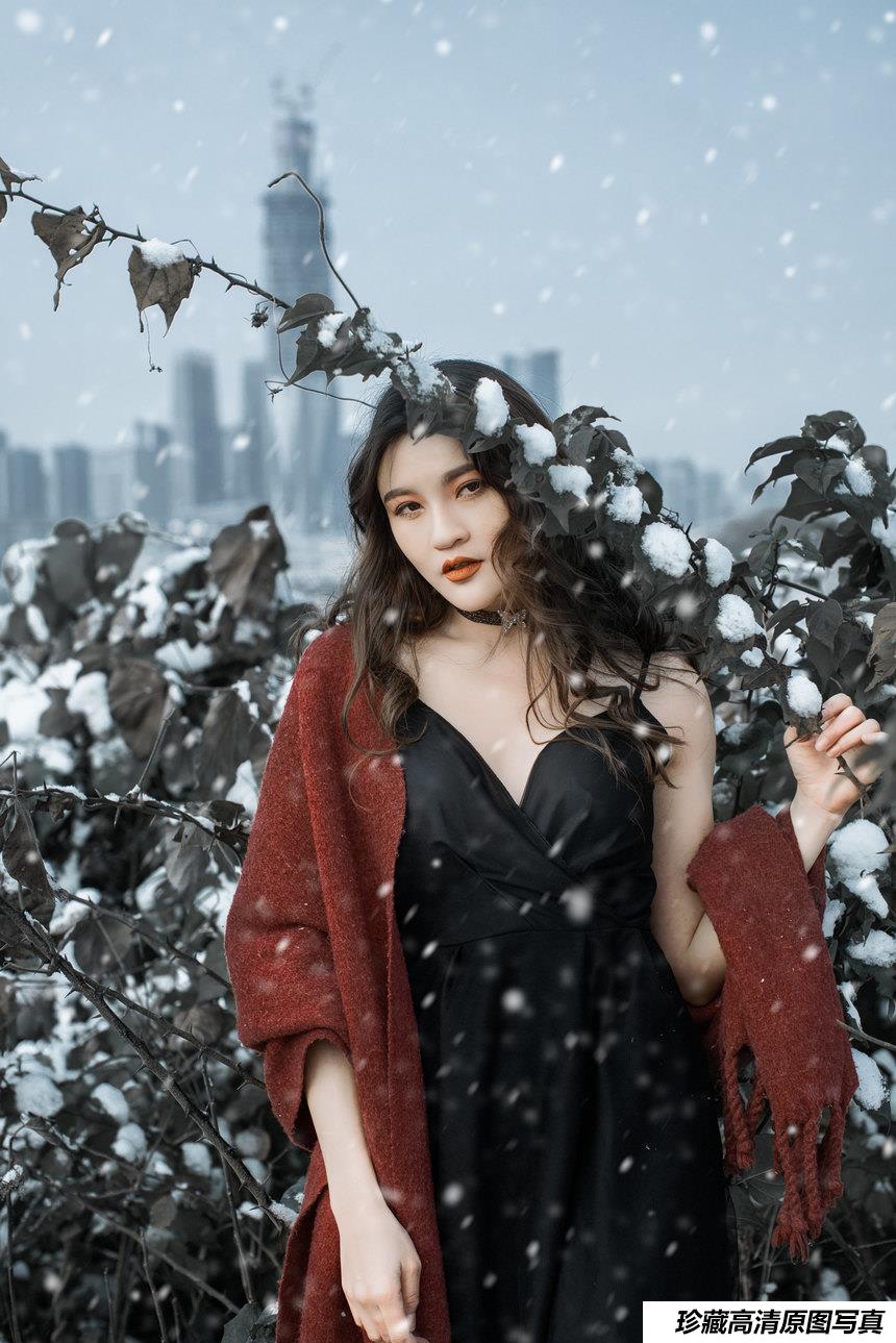 [YITUYU艺图语]2021.12.29 THE SNOW CITY 翠花儿[22+1P／392MB]