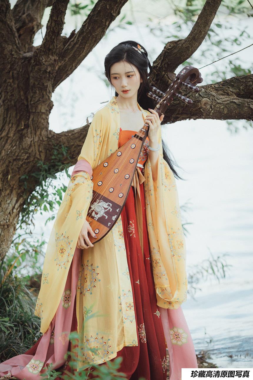 [YITUYU艺图语]2021.12.29 念你成疾 红利[19+1P／134MB]