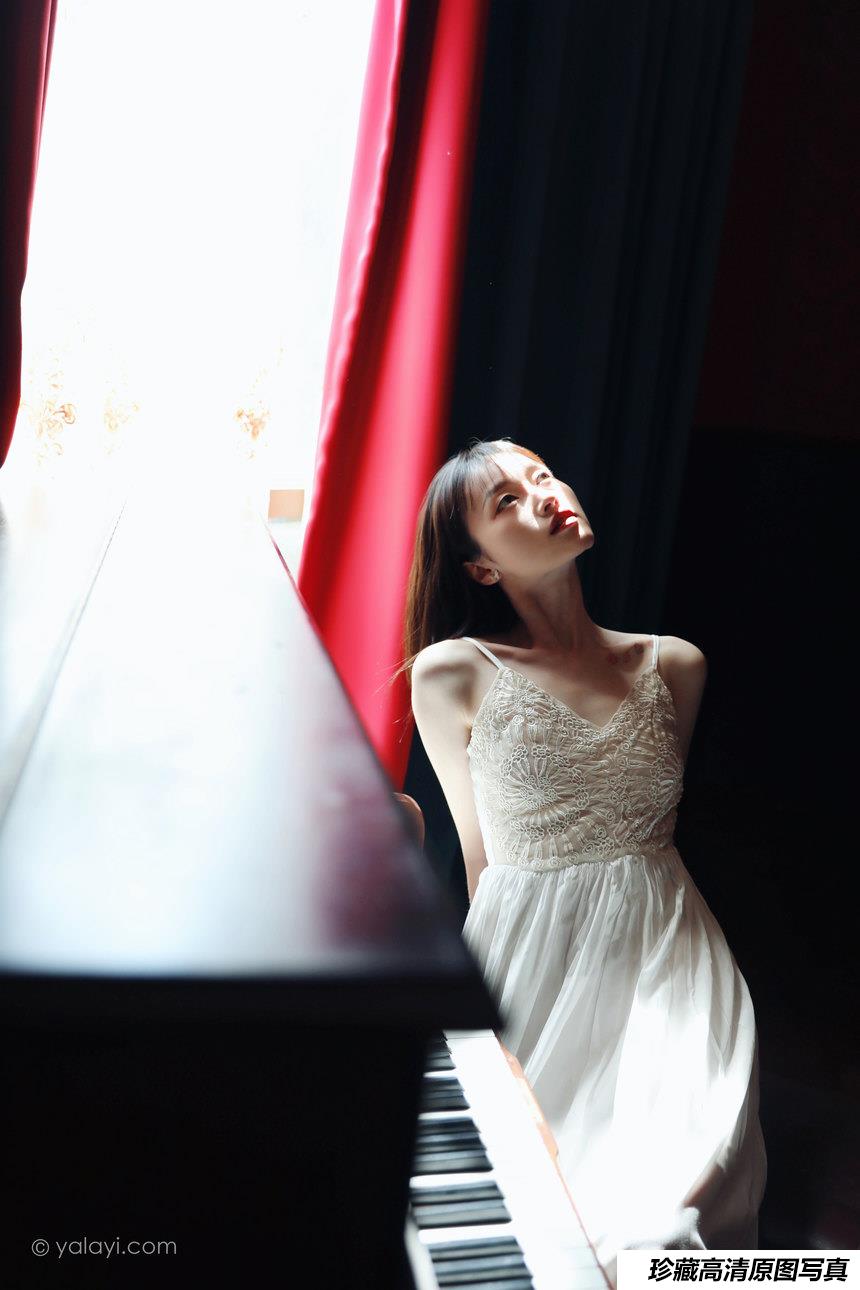 [YALAYI雅拉伊]2022.07.16 NO.953 唤 京京[41+1P／397MB]