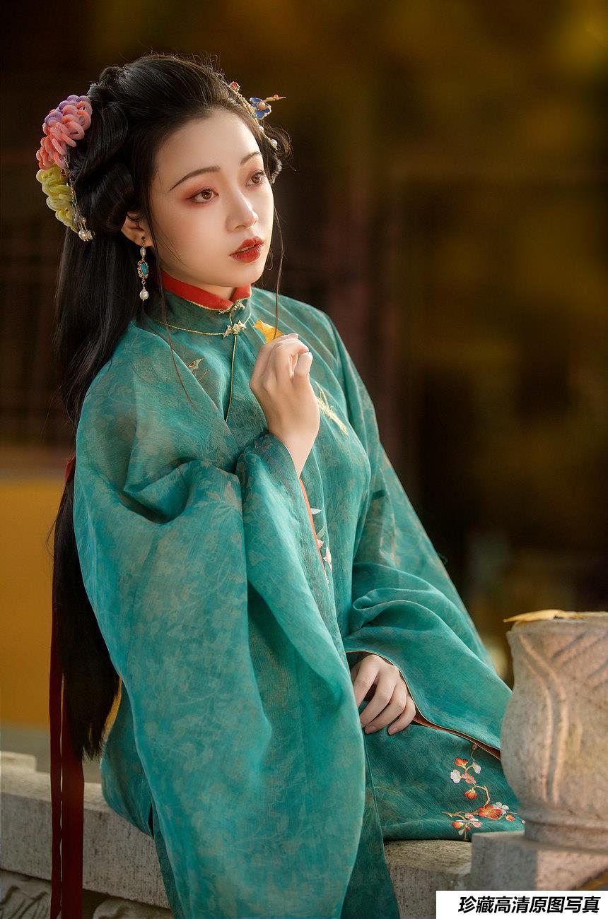 [YITUYU艺图语]2021.12.31 秋为期 三也子[21+1P／514MB]