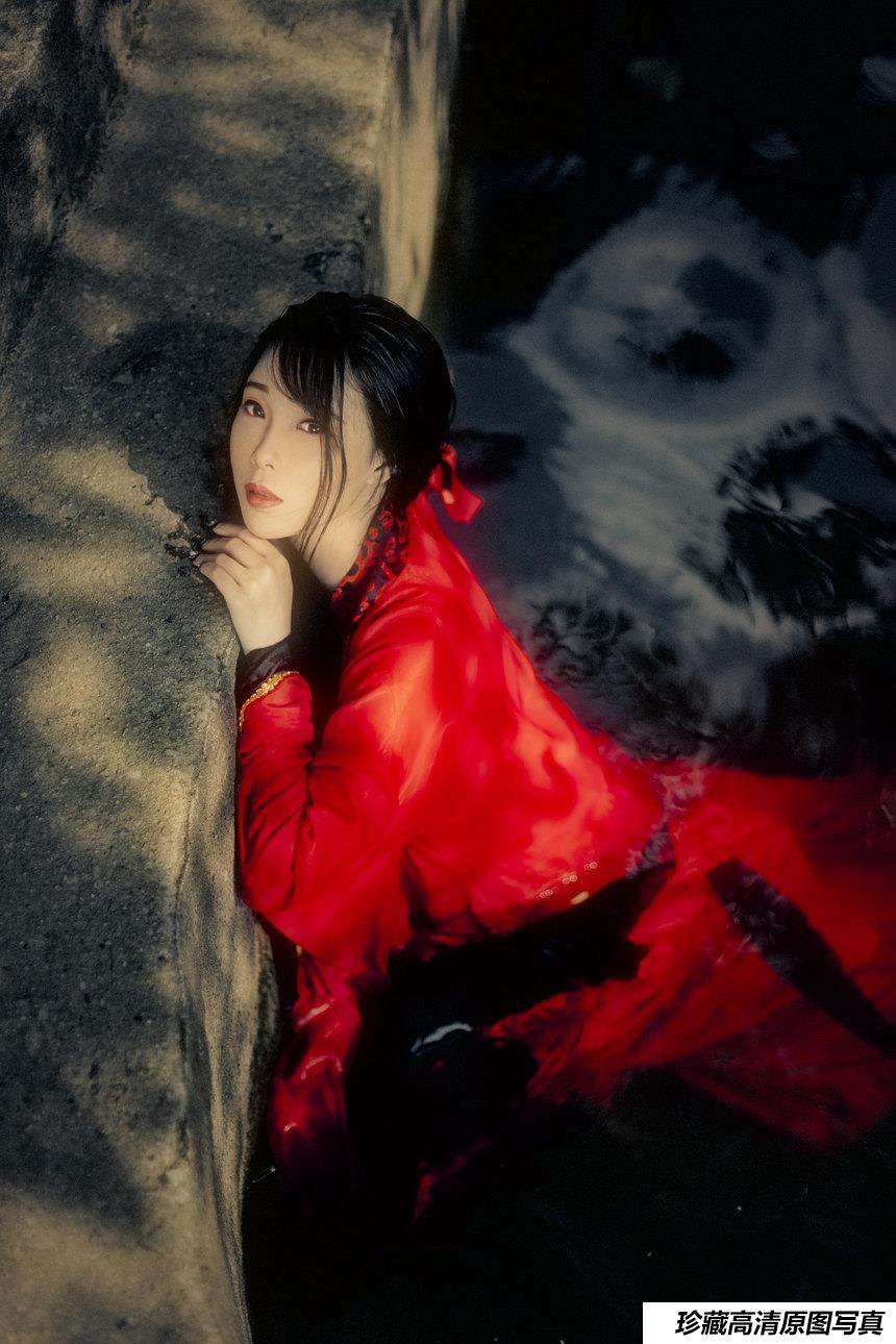 [YITUYU艺图语]2021.12.31 白水素女 北寒[28+1P／507MB]