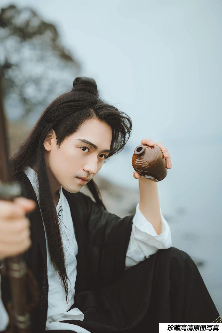 [YITUYU艺图语]2022.01.04 江海归客 大鸽[21+1P／108MB]