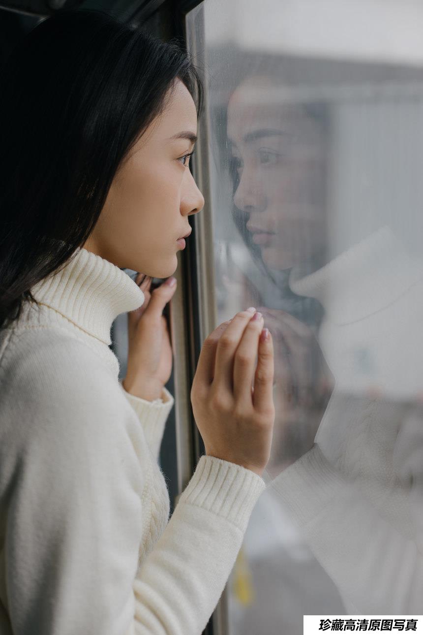 [YITUYU艺图语]2022.01.03 突然好想你 秋秋[28+1P／230MB]