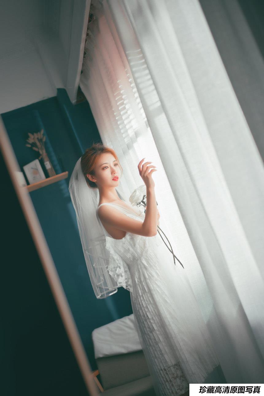 [YITUYU艺图语]2022.01.03 新娘子 素素[25+1P／276MB]