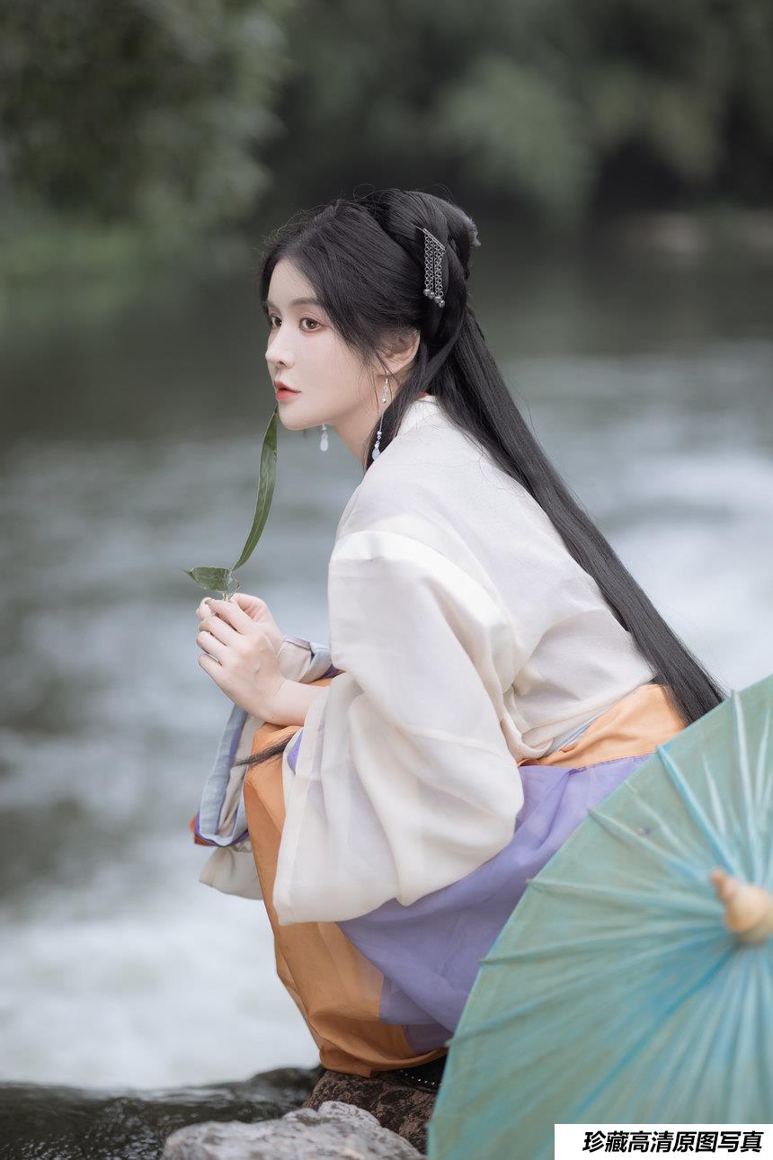 [YITUYU艺图语]2022.01.03 幽居闲客 羽宝宝[25+1P／196MB]