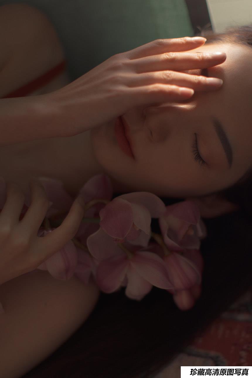 [YITUYU艺图语]2022.01.03 大花蕙兰 Miya怡君[23+1P／181MB]