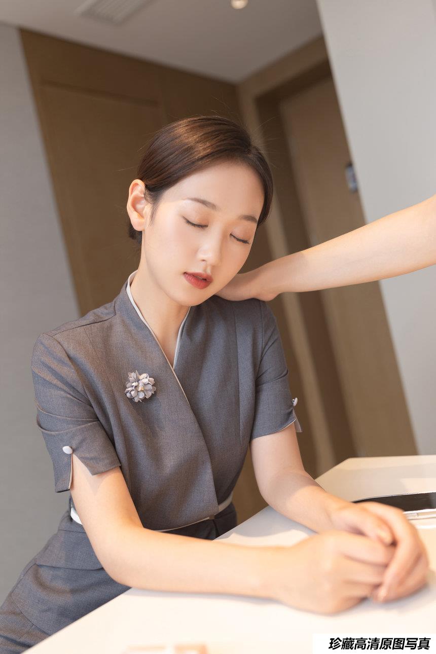 唐安琪干练典雅的职业装OL原版写真 [93P-1.08G]