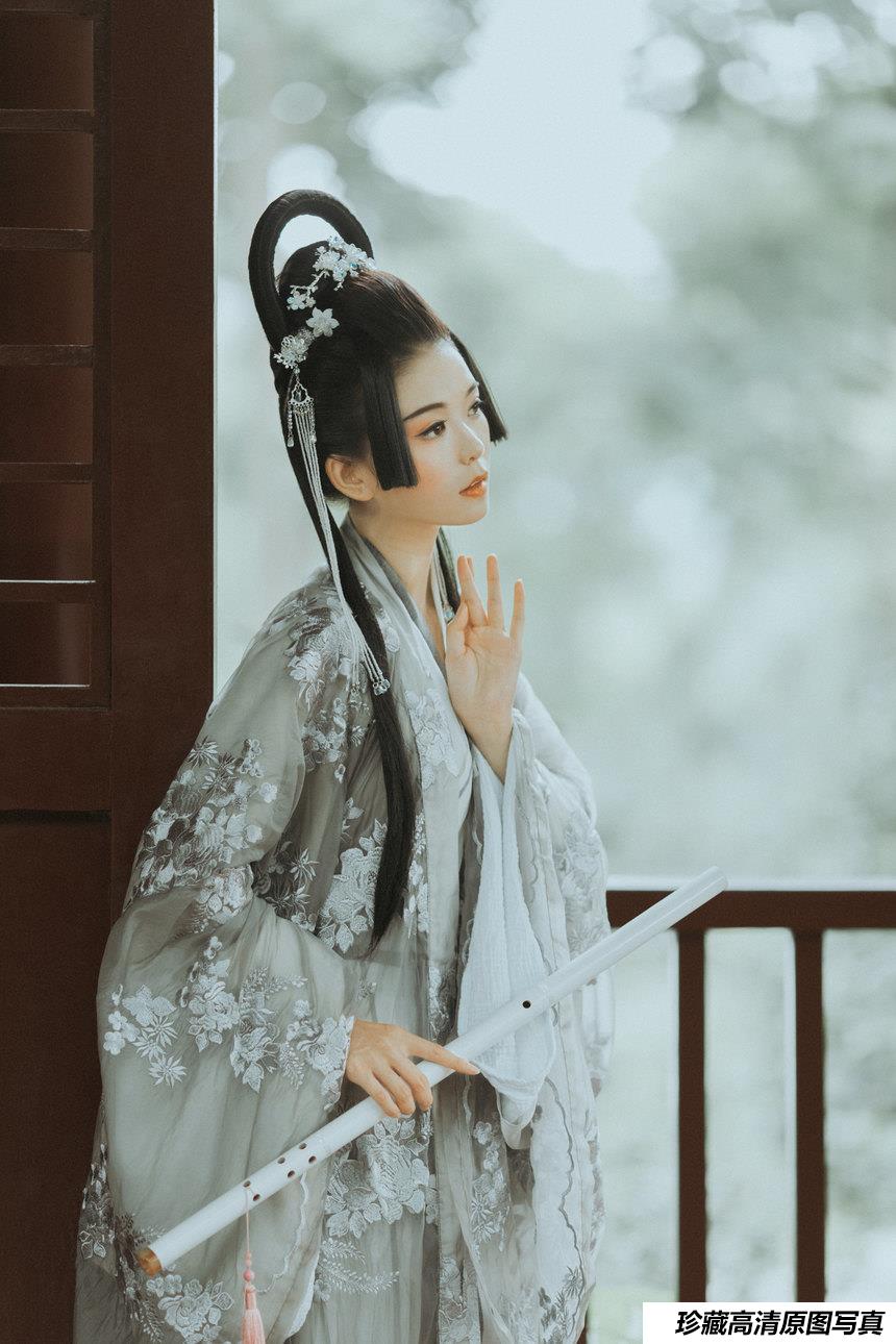 [YITUYU艺图语]2021.12.31 闲云野居 航子[33+1P／500MB]