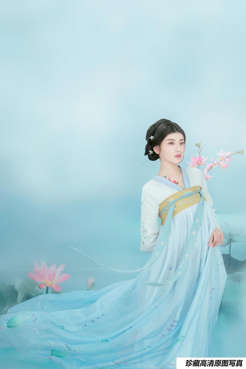 [YITUYU艺图语]2022.01.10 荷间意 琴宝[23+1P／317MB]