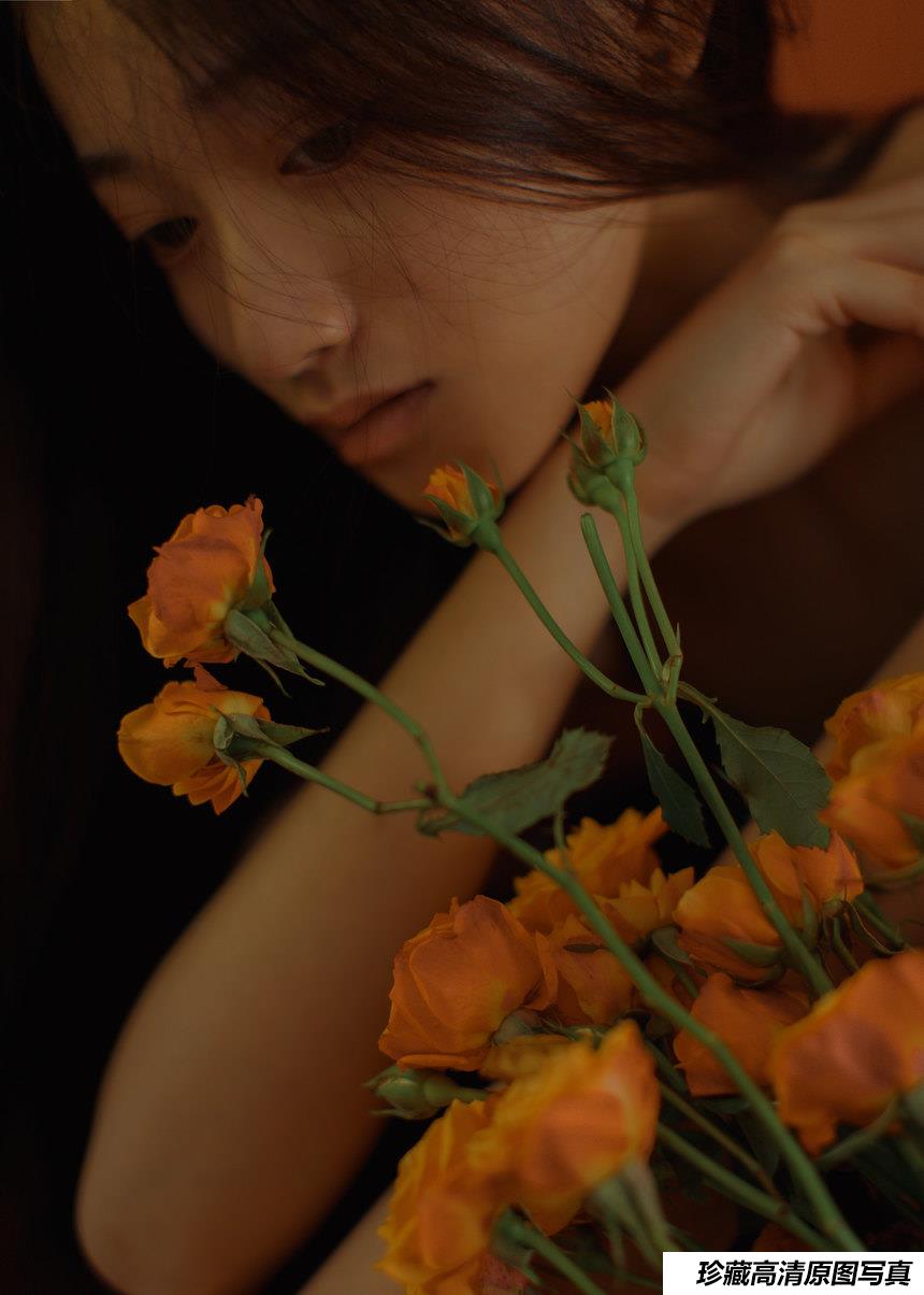 [YITUYU艺图语]2022.01.10 寂寞的颜色 泓雨[26+1P／413MB]