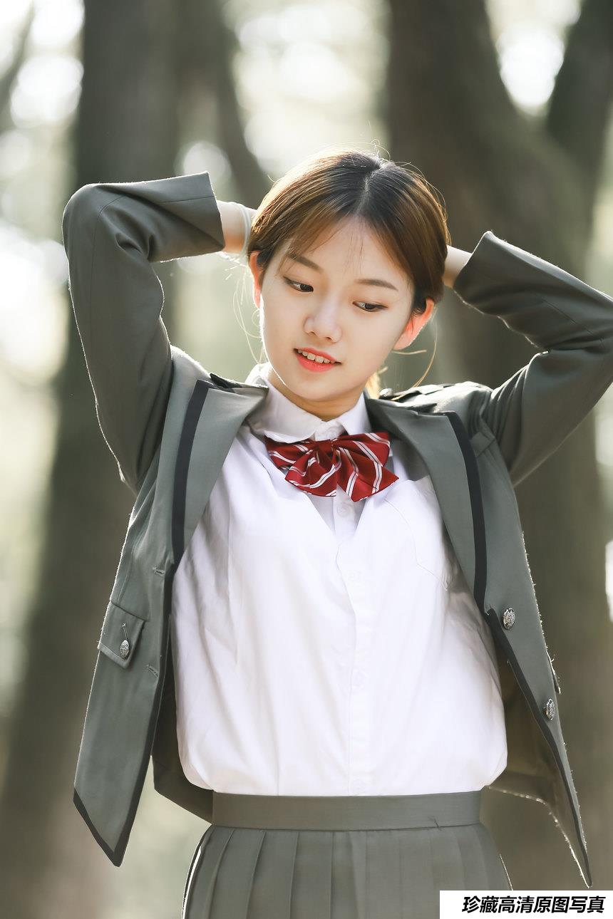 [YITUYU艺图语]2022.01.05 绿色好心情 徐徐清馨[27+1P／172MB]