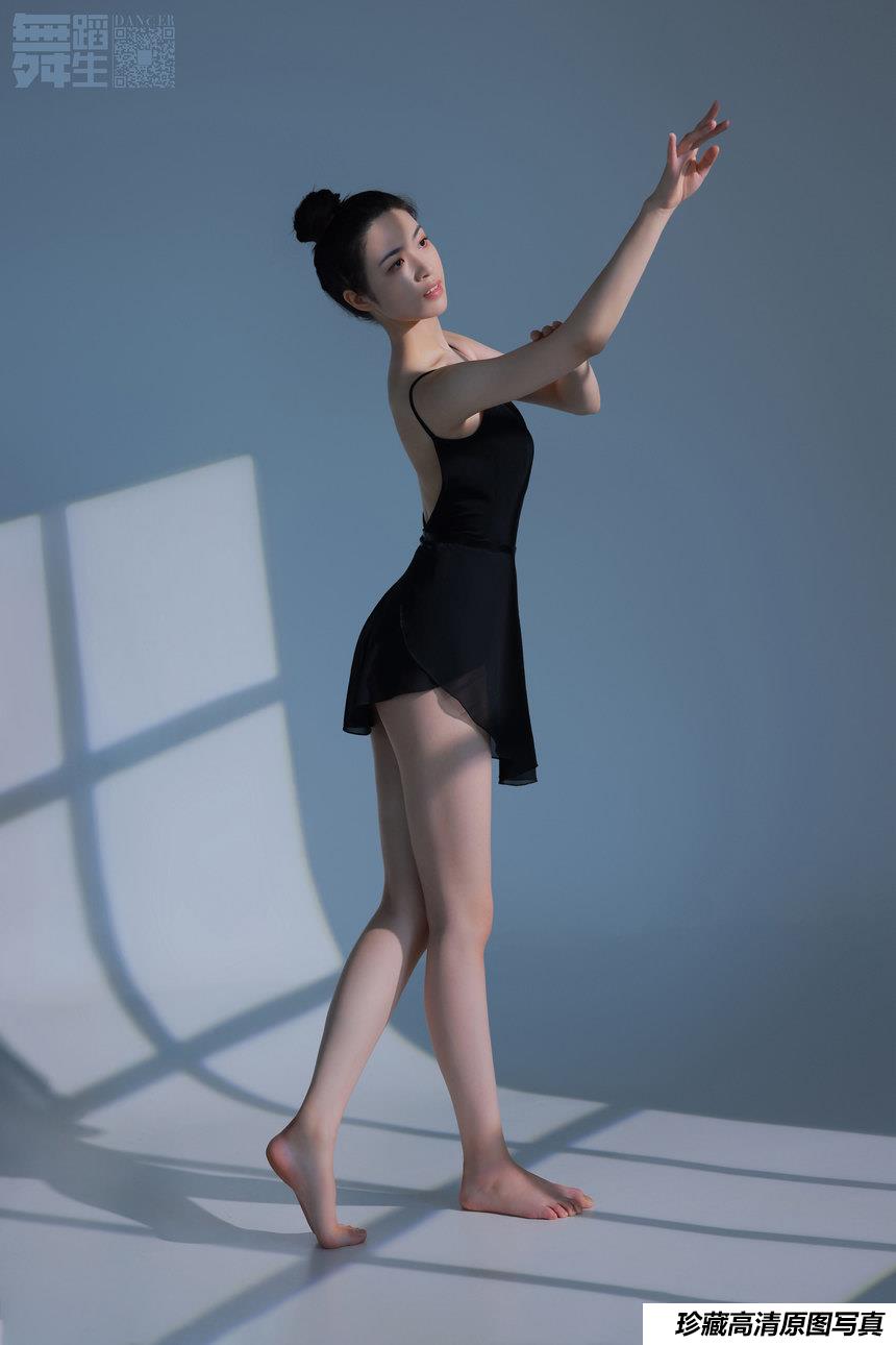 [GALLI嘉丽]舞蹈生日记 022 舞风神韵 [58P-682M]