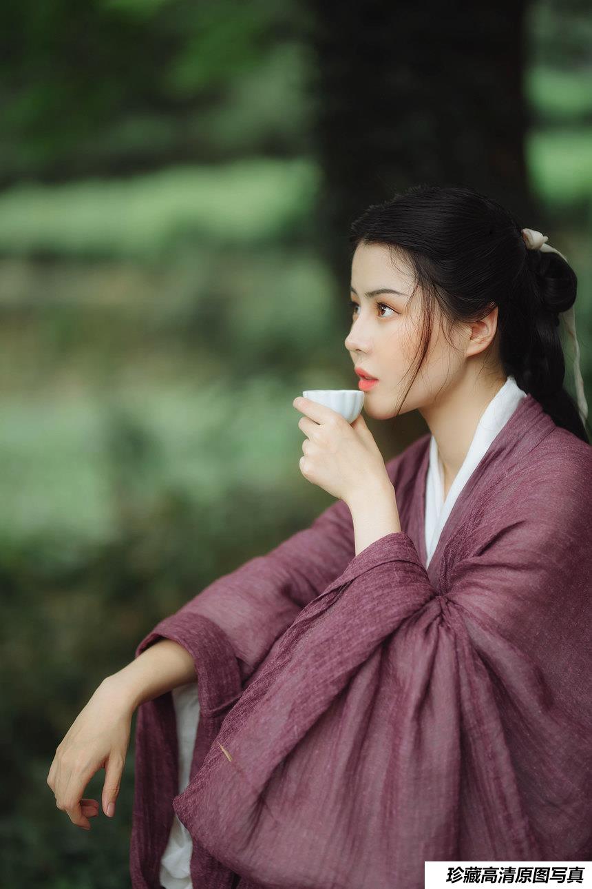 [YITUYU艺图语]2022.01.10 归山深浅去 周孟孟[19+1P／201MB]