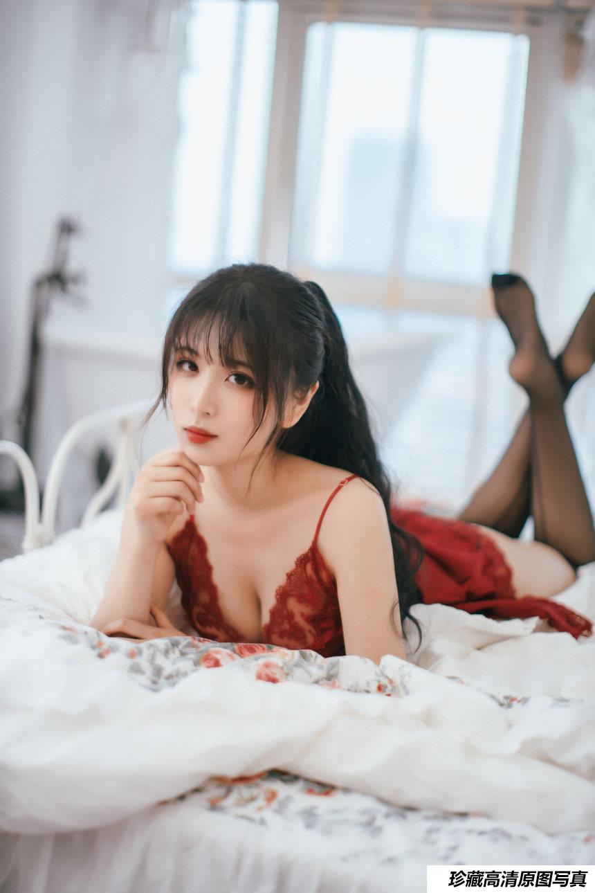 轩萧学姐 - NO.11 Claret [27P-318MB]