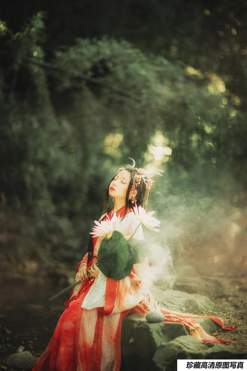 [YITUYU艺图语]2022.01.10 龙女 一千只大日日[21+1P／120MB]