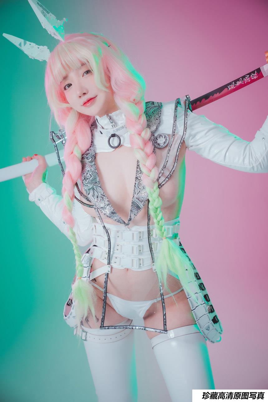 DJAWA  Ye Eun – Cyber Hunter Mitsuri [52P-874MB]