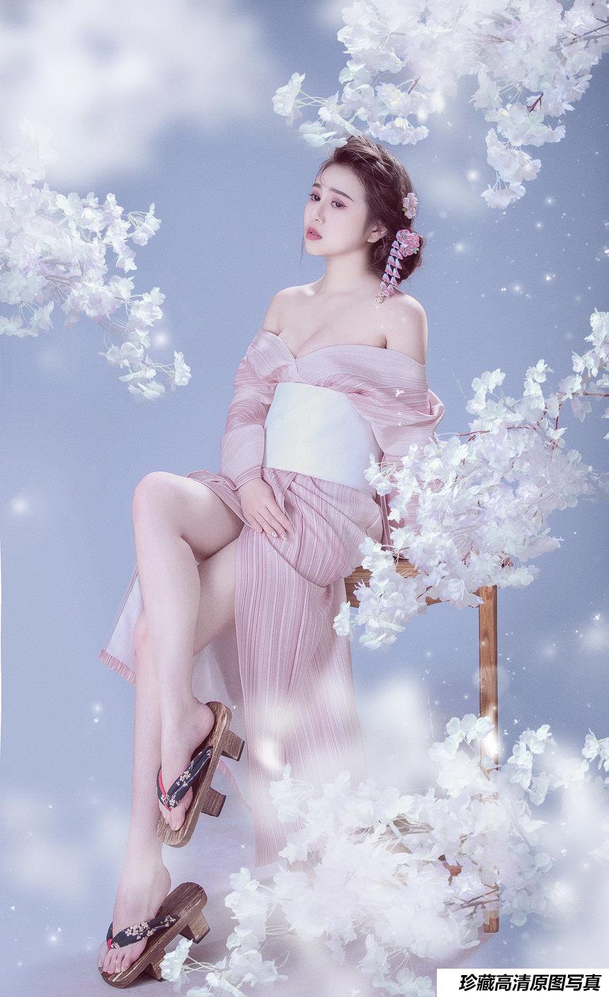 [YITUYU艺图语]2022.01.15  解花语 甜宝[21+1P／338MB]