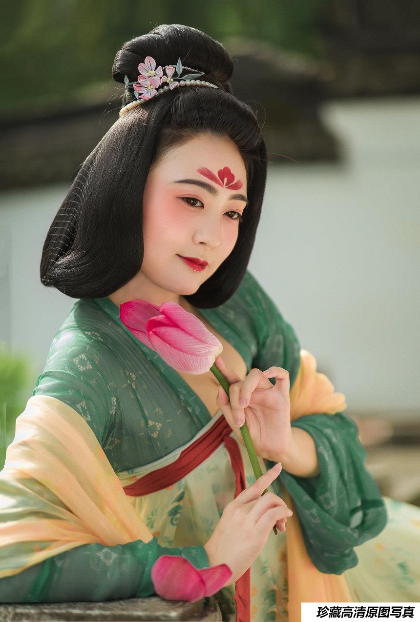 [YITUYU艺图语]2022.01.14 荷 徐悦尔[22+1P／449MB]