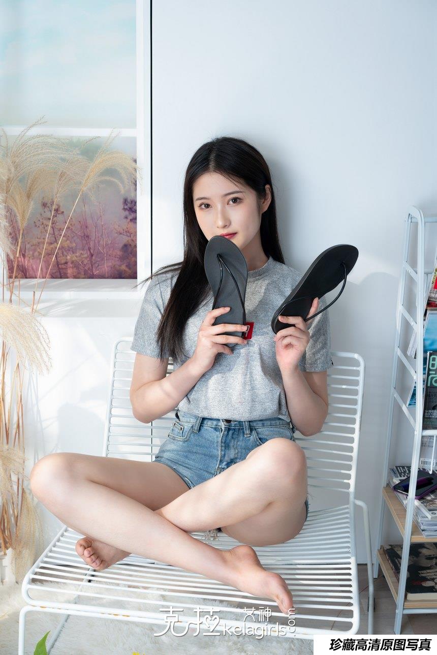 [Kelagirls克拉女神]2021.05.19《萌妹人字拖》嘉萌[23P／395MB]