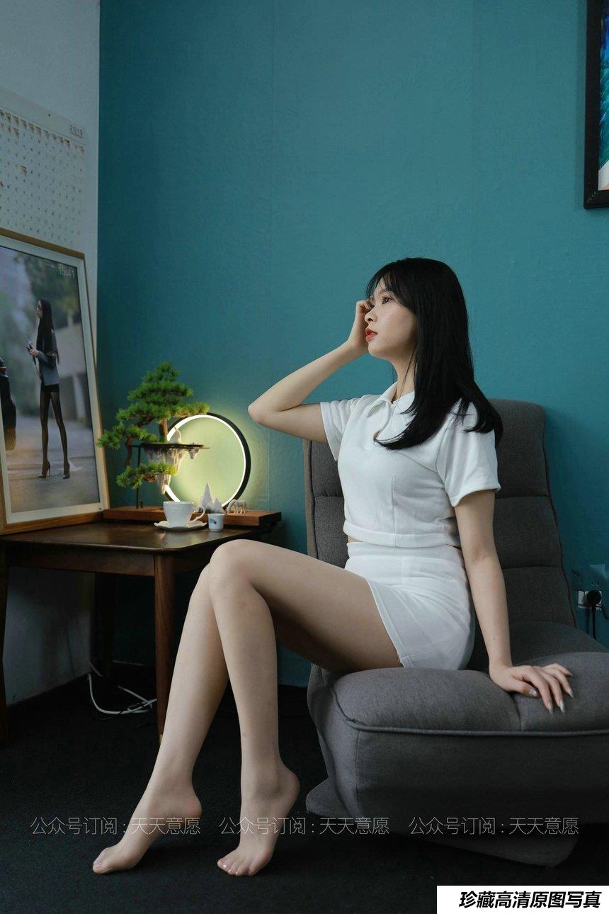 [IESS异思趣向] 2021.07.29 丝享家874：小七《奶茶少女》[94P／124MB]