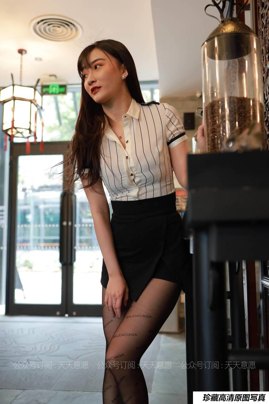 [IESS异思趣向] 2021.06.18 丝享家836：秋秋《字母黑丝》[87P／92.5MB]