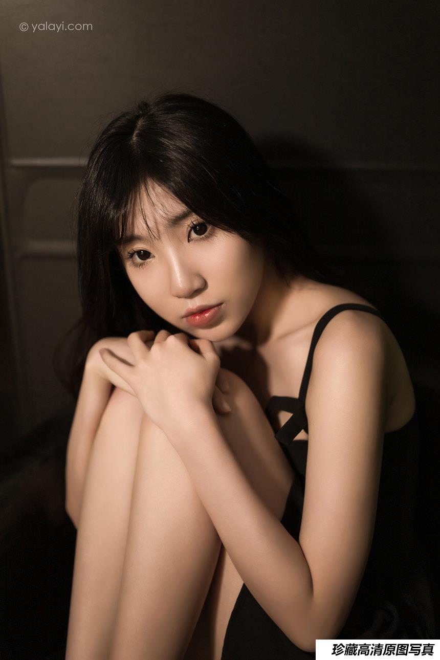 [YALAYI雅拉伊]2022.08.08 NO.962 看着我的眼睛 小乔[45+1P／530MB]