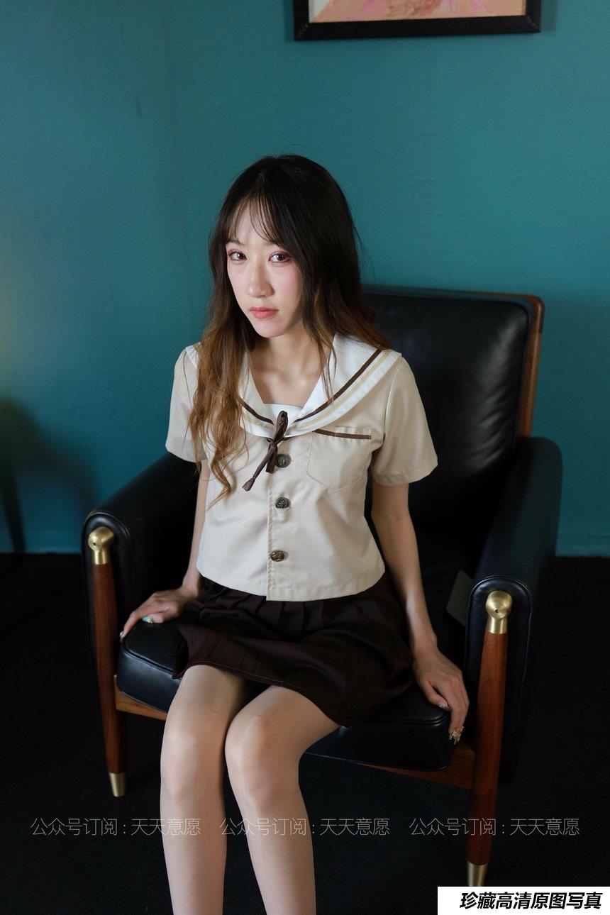 [IESS异思趣向] 2021.06.23 丝享家841：怡怡《JK少女》[74P／138MB]