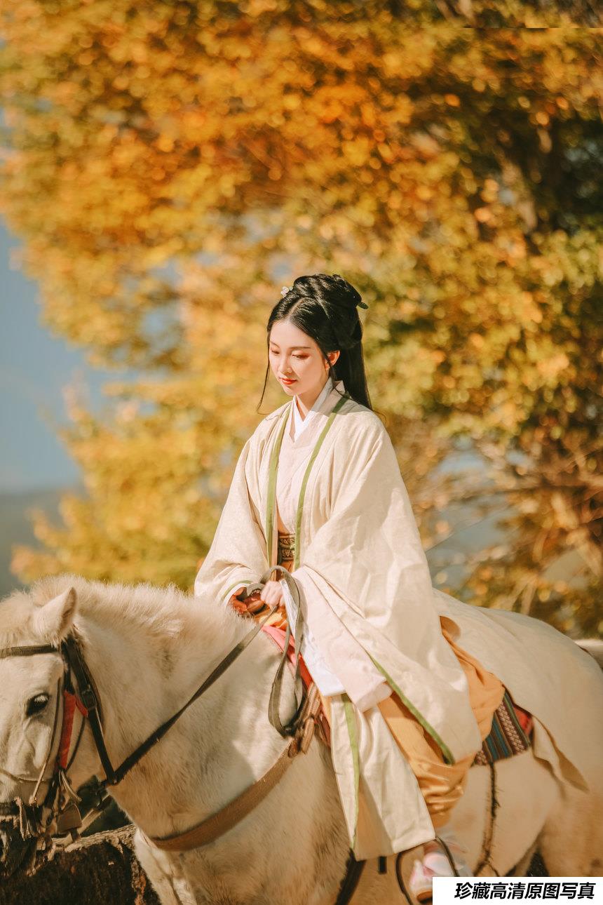 [YITUYU艺图语]2022.01.21 沙溪辞 阿兰[34+1P／129MB]