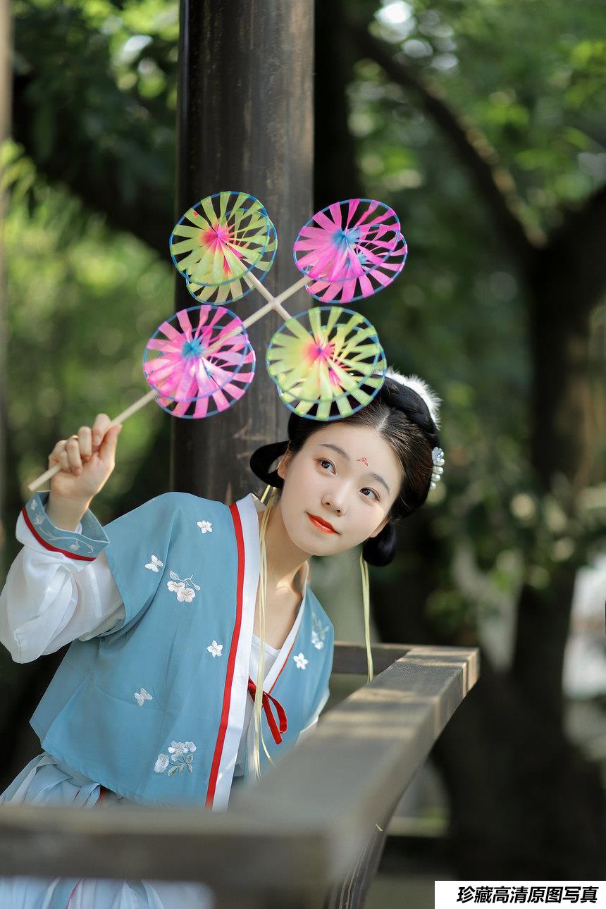 [YITUYU艺图语]2022.01.22 豆蔻年华 一方伊人yi[21+1P／210MB]